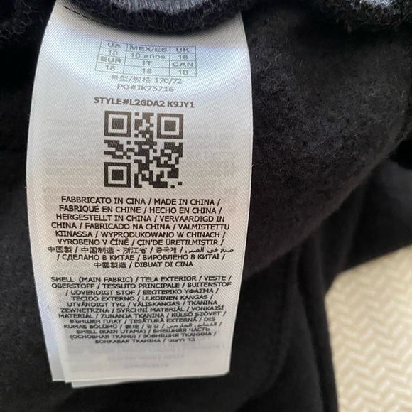 Guess size 18 Fleece crop pants NWOT - Picture 6 of 9